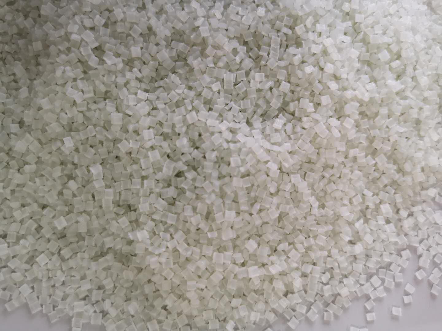 關于加纖尼龍PA66的重要成型工藝