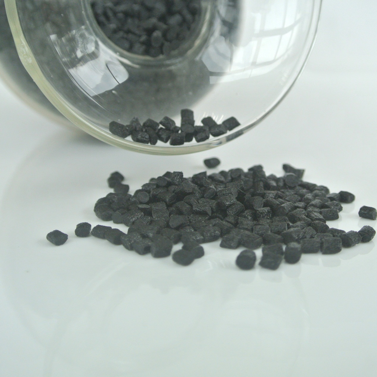 尼龍PA改性塑料的加工特性是什么?